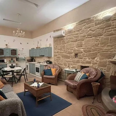 펜션 Traditional Malonas Stone 2 Bd House In Rhodes *