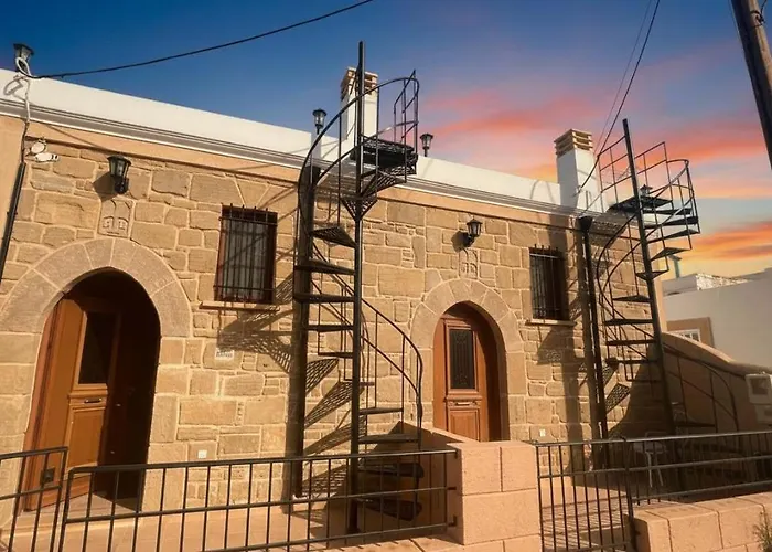 펜션 Traditional Malonas Stone 2 Bd House In Rhodes *